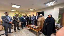 دیدار شهردار ،رئیس و روُسای کمیسیونهای شورای اسلامى شهر بندرعباس با معاونت امور شهرداری‌های سازمان شهرداری‌ها و دهیاری‌های کشور در تهران