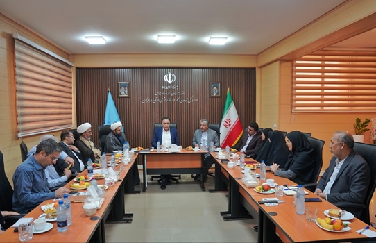 دیدار صمیمانه شهردار بندرعباس با مدیرکل تعاون، کار و رفاه اجتماعی